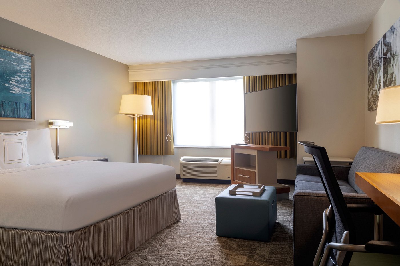 SpringHill Suites Guest Room